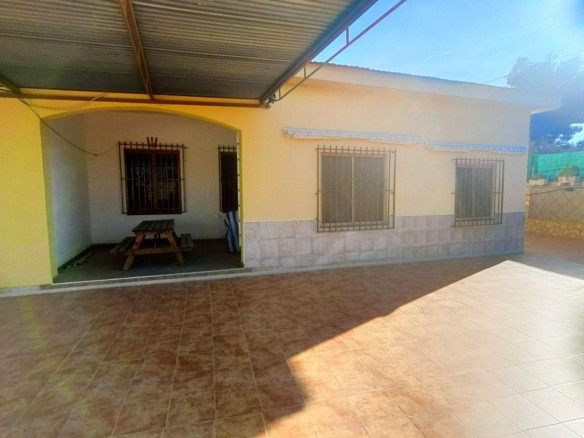 Villa in Aspe (Ref: 2493)