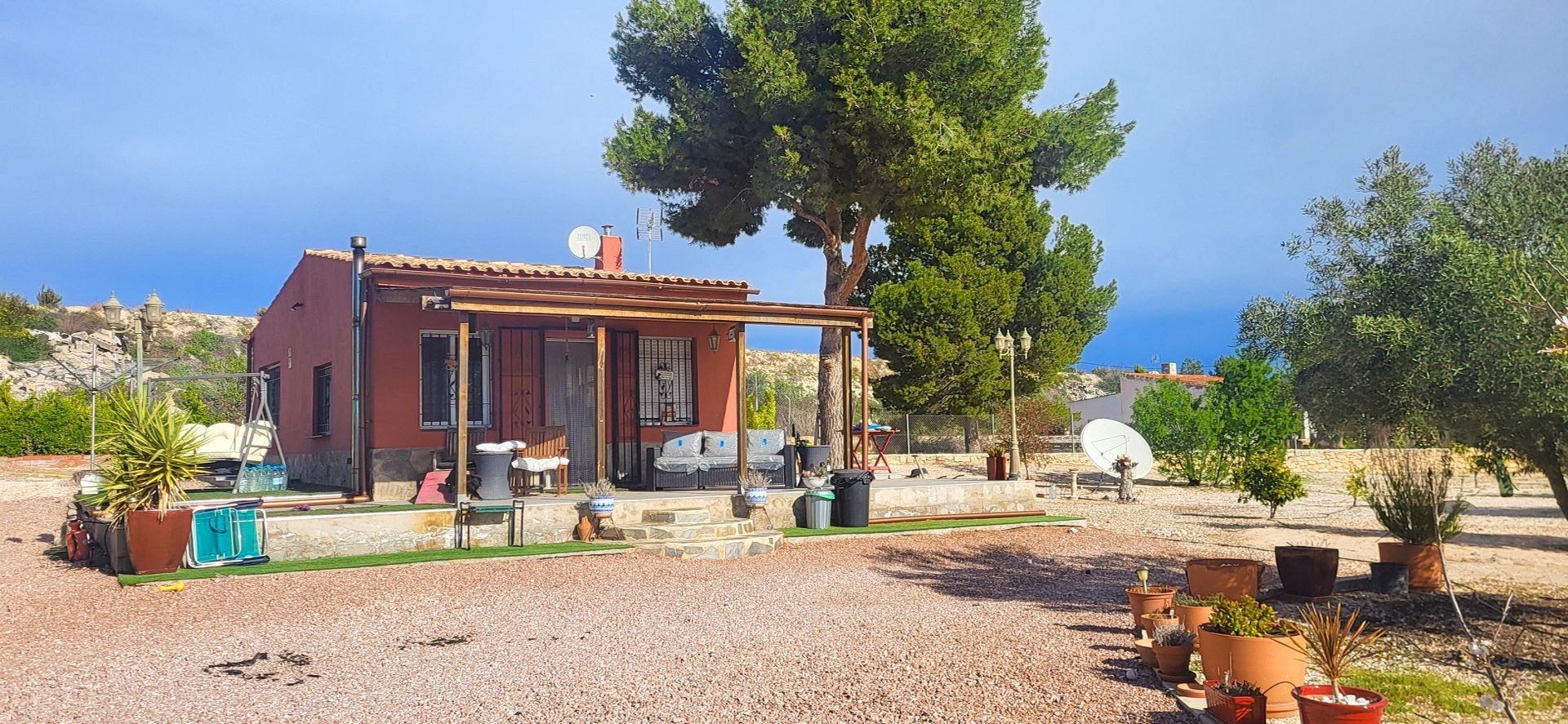 Country house in Monóvar (Ref: 2496)