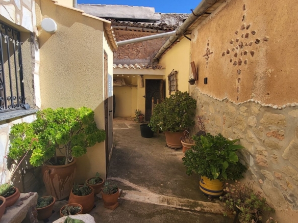 Country house in La Romaneta (Ref: 2447)