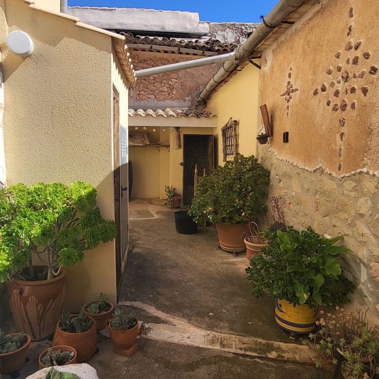 Country house in La Romaneta (Ref: 2447)
