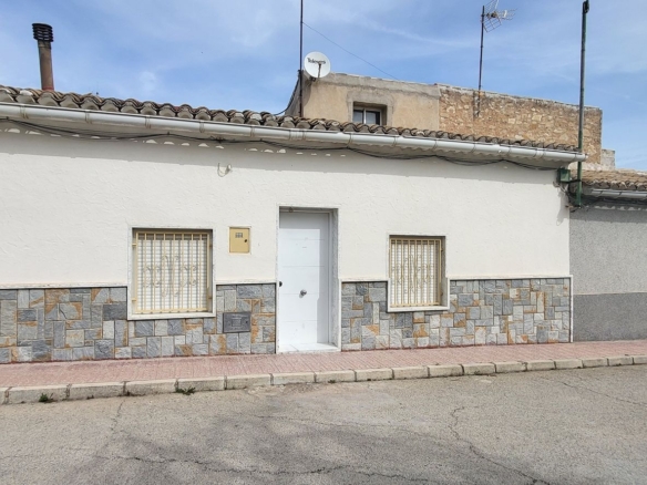Townhouse in Casas del Señor (Ref: 2448)