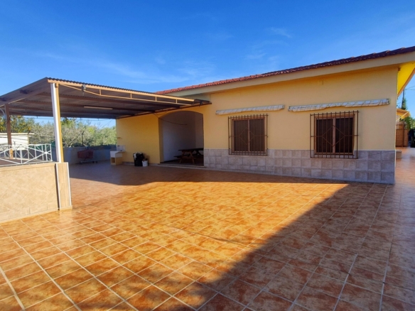 Villa in Aspe (Ref: 2493)