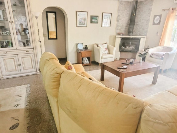 Villa in Hondón de las Nieves (Ref: 2502)