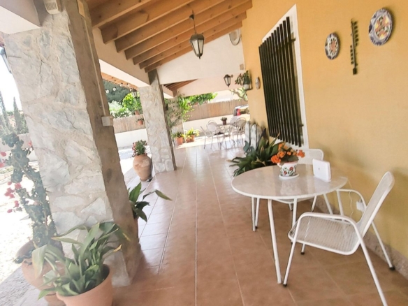 Villa in Novelda (Ref: 2503)
