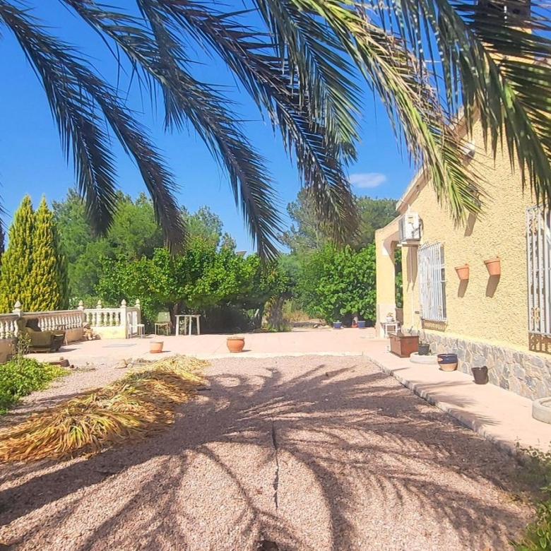 Villa in Hondón de las Nieves (Ref: 2502)