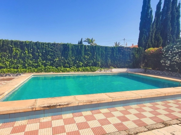 Villa in Novelda (Ref: 2503)