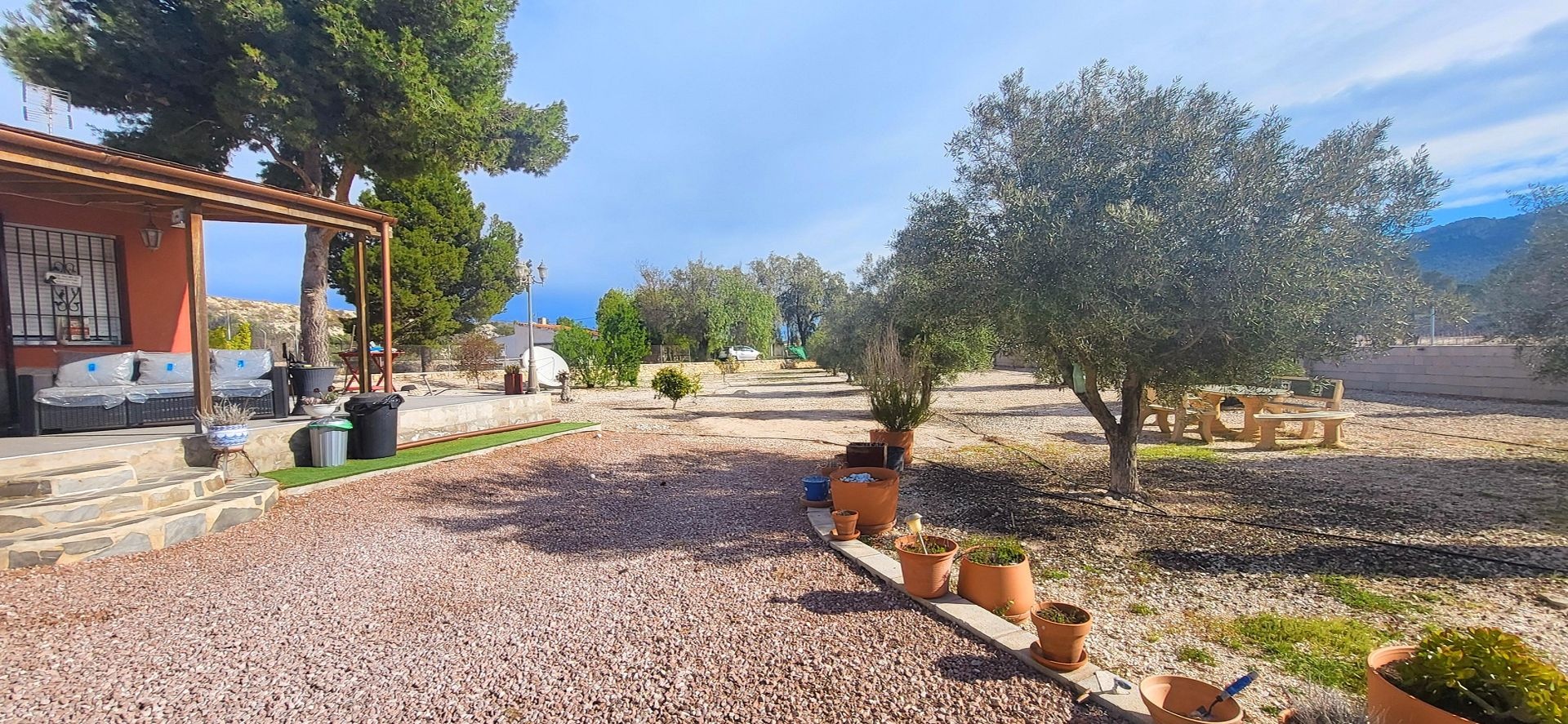 Country house in Monóvar (Ref: 2496)