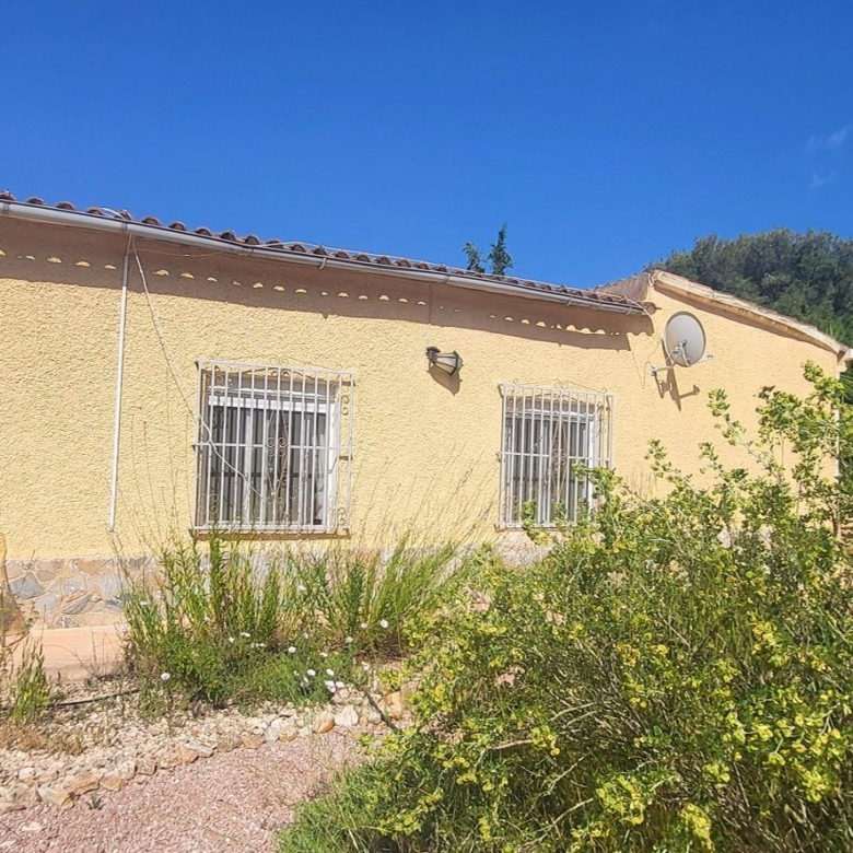 Villa in Hondón de las Nieves (Ref: 2502)