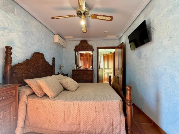 Luxurious Property in Salinas (Ref: DOSI-3573)