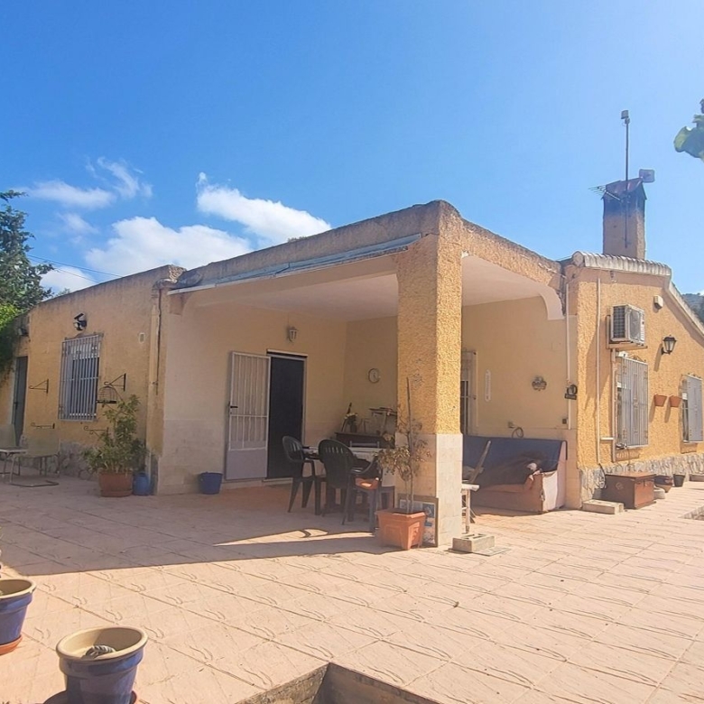 Villa in Hondón de las Nieves (Ref: 2502)