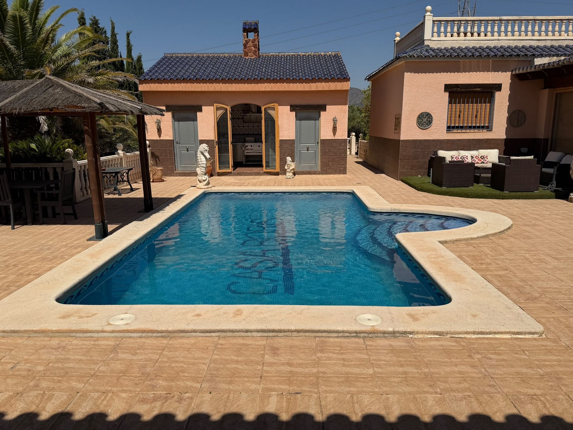 Country House in Pinoso (Ref: DOSI-3679)