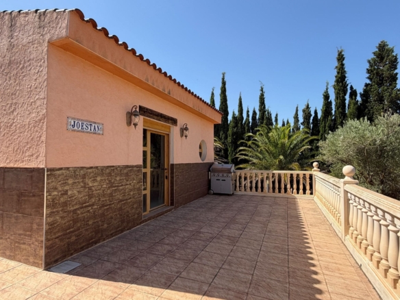 Country House in Pinoso (Ref: DOSI-3679)